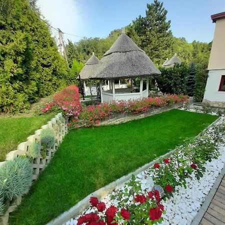 Rozsakert Vendeghaz Bed & Breakfast Szigliget Eksteriør bilde