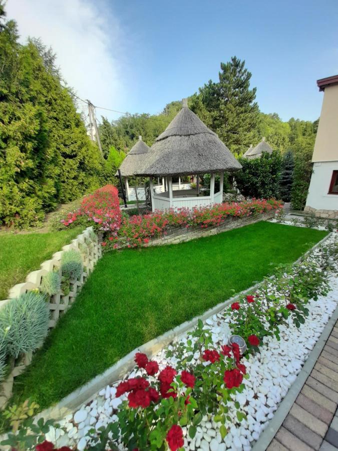 Rozsakert Vendeghaz Bed & Breakfast Szigliget Eksteriør bilde