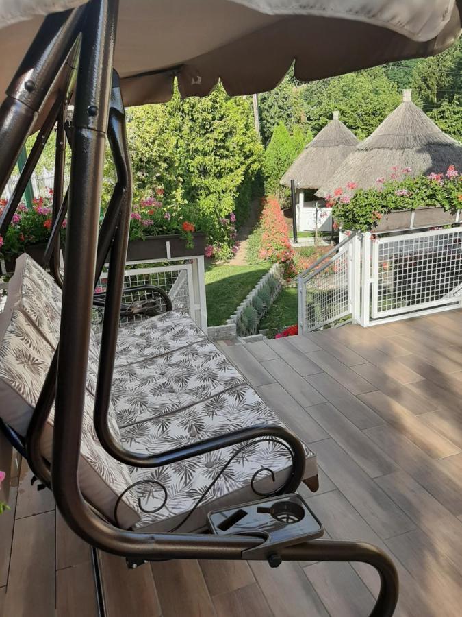 Rozsakert Vendeghaz Bed & Breakfast Szigliget Eksteriør bilde