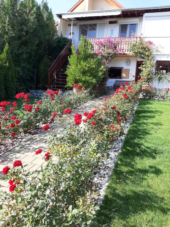 Rozsakert Vendeghaz Bed & Breakfast Szigliget Eksteriør bilde