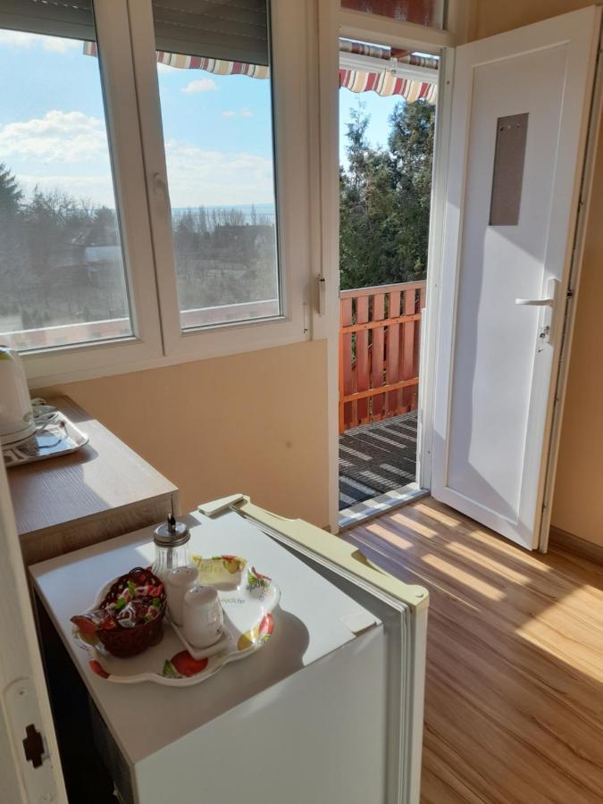 Rozsakert Vendeghaz Bed & Breakfast Szigliget Eksteriør bilde